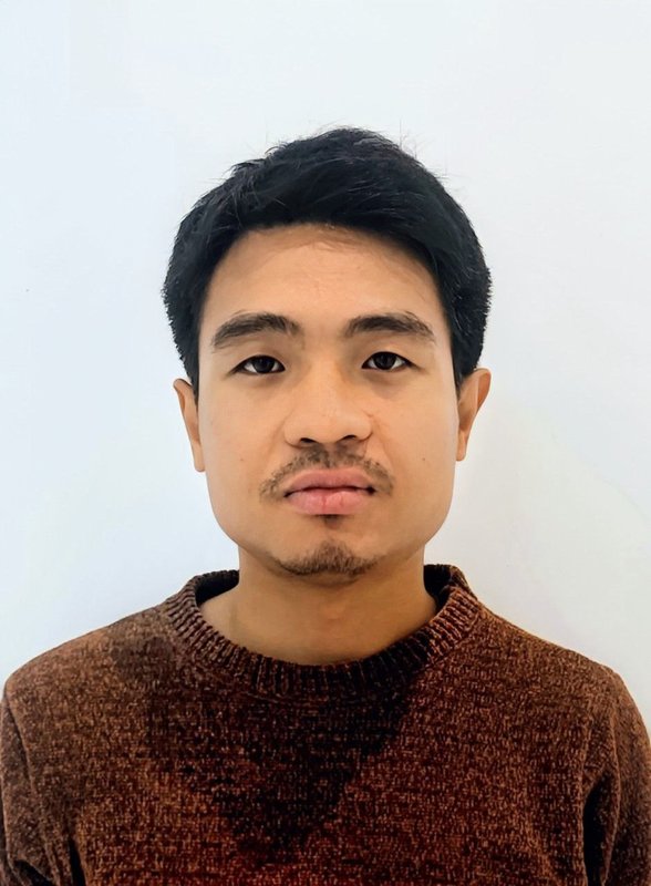 Portrait of Thaw Zin